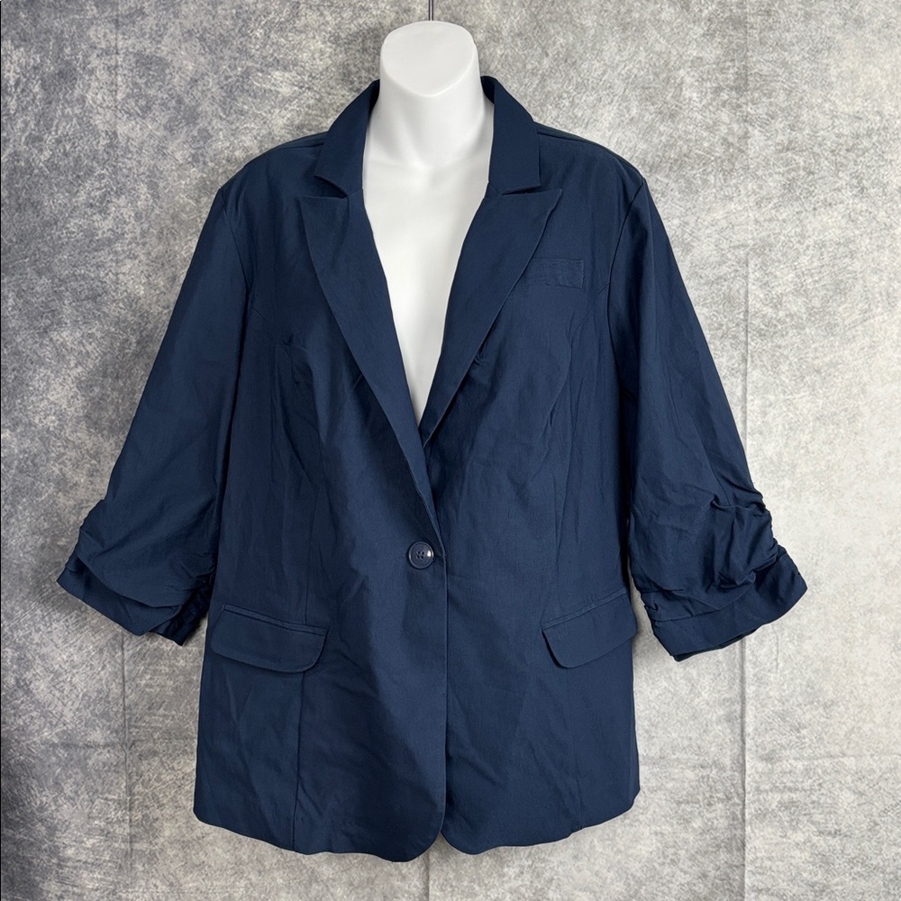 Torrid Navy Blue 3/4 Ruched Sleeve Stretch Blazer Size 2 NWT